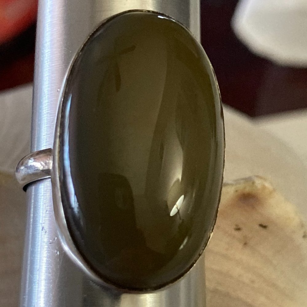 Large NWOT green glass gem on bezel sterling silver setting